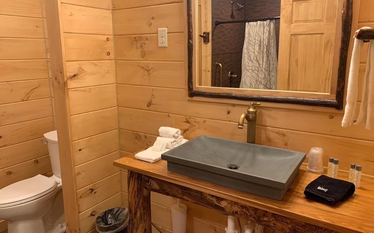 Briarwood Cabin By Amish Country Lodging Berlin Bagian luar foto